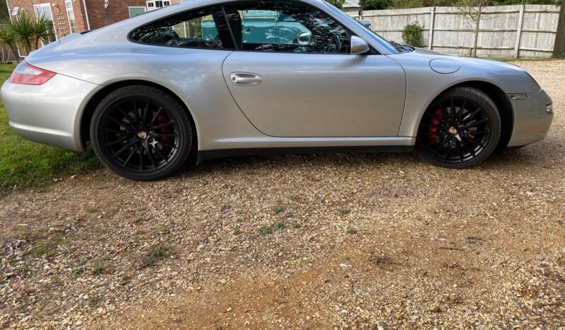 Porsche 911 Carrera 4S (997) full