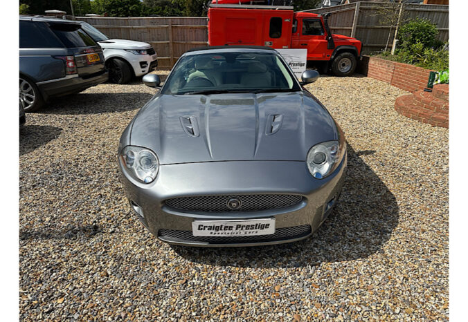 2008 Jaguar XKR 4.2 V8 full