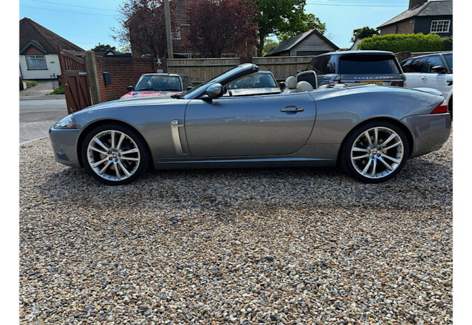 2008 Jaguar XKR 4.2 V8 full
