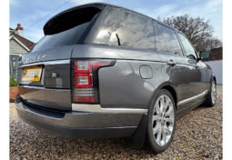 Range Rover Vogue SE full