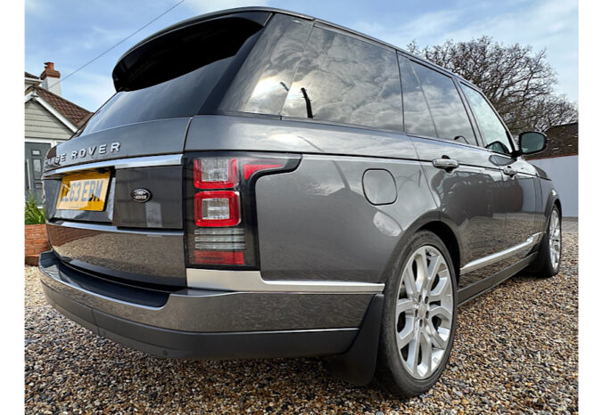 Range Rover Vogue SE full