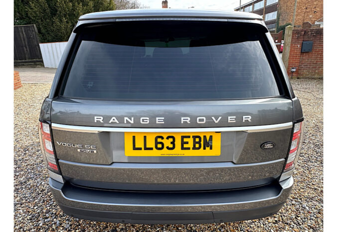 Range Rover Vogue SE full