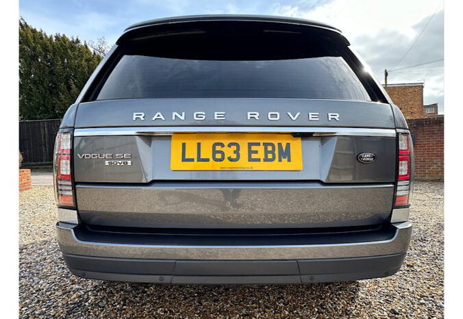 Range Rover Vogue SE full