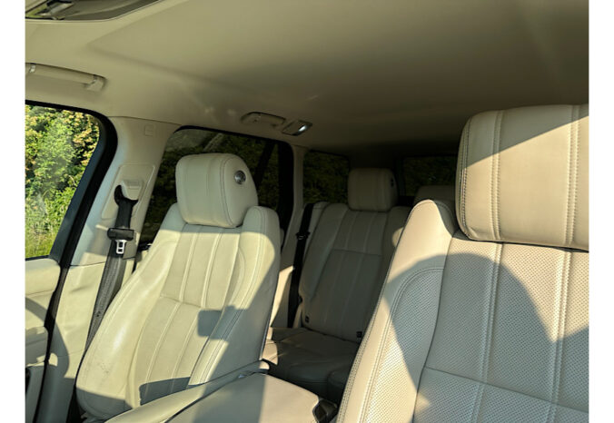 Range Rover Vogue SE full