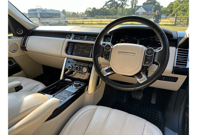 Range Rover Vogue SE full