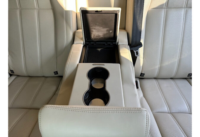Range Rover Vogue SE full