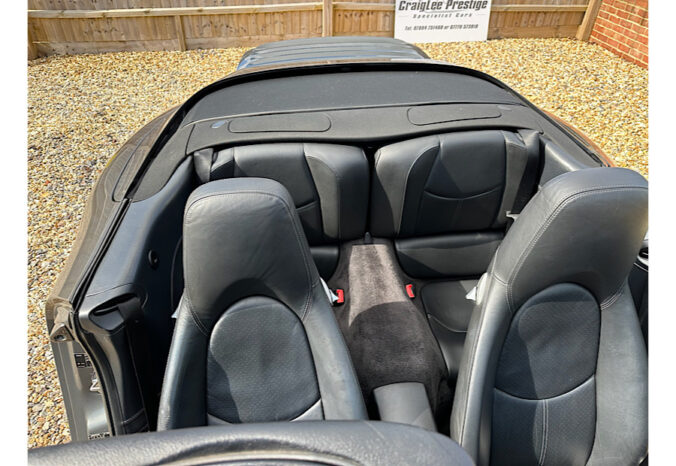 Porsche 911 Carrera S Convertable (997) full