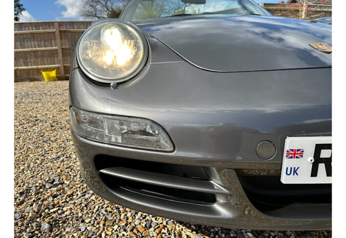 Porsche 911 Carrera S Convertable (997) full