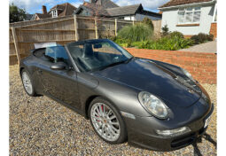 Porsche 911 Carrera S Convertable (997) full