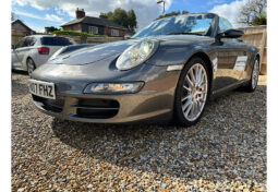 Porsche 911 Carrera S Convertable (997) full